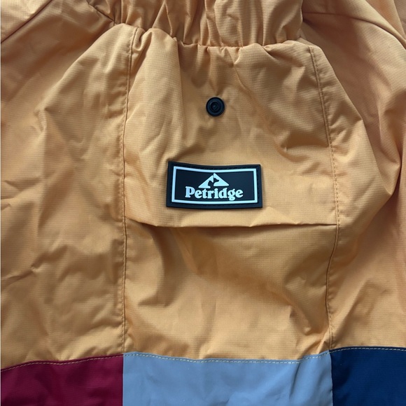 Petridge | 55M | Dog Raincoat Waterproof Windproof Coat for Medium Dog - Picture 7 of 14